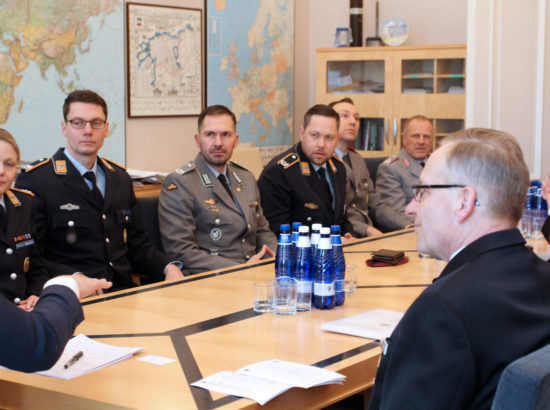 Riigikaitsekomisjoni esimees kohtus Saksamaa Bundeswehri juhtimis- ja staabikolledži õppuritega